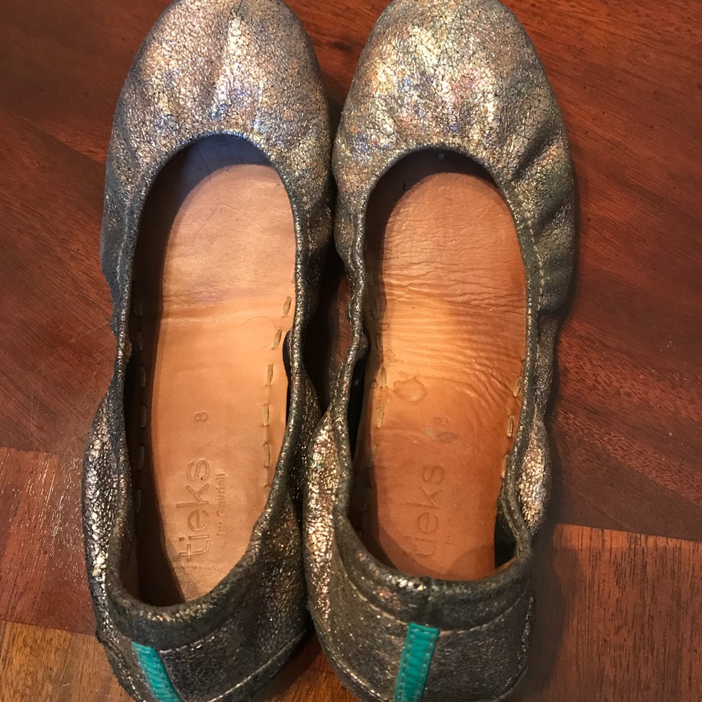 Lovestruck Tieks size 8
